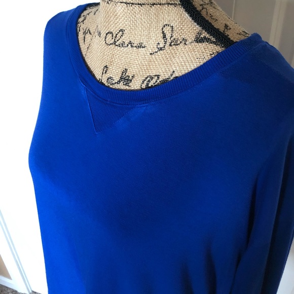 Great condition flowy Calvin Klein long sleeve - Picture 4 of 6